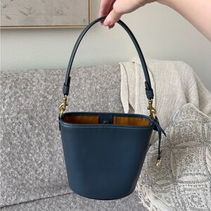 NWT COACH 1941 Dakota Bucket Bag 16 in Denim RARE 💎
